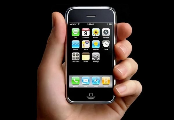 第一代苹果手机什么时候出来的 2007初代iPhone上市